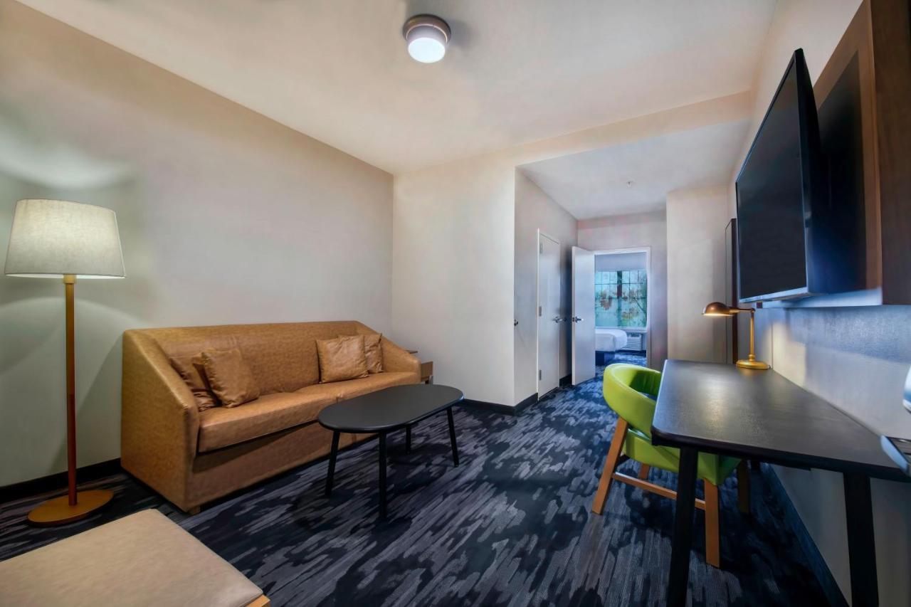 Fairfield Inn & Suites By Marriott Cortland Exteriör bild
